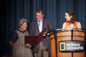 Pati Ruiz Corzo receiving her conservation award