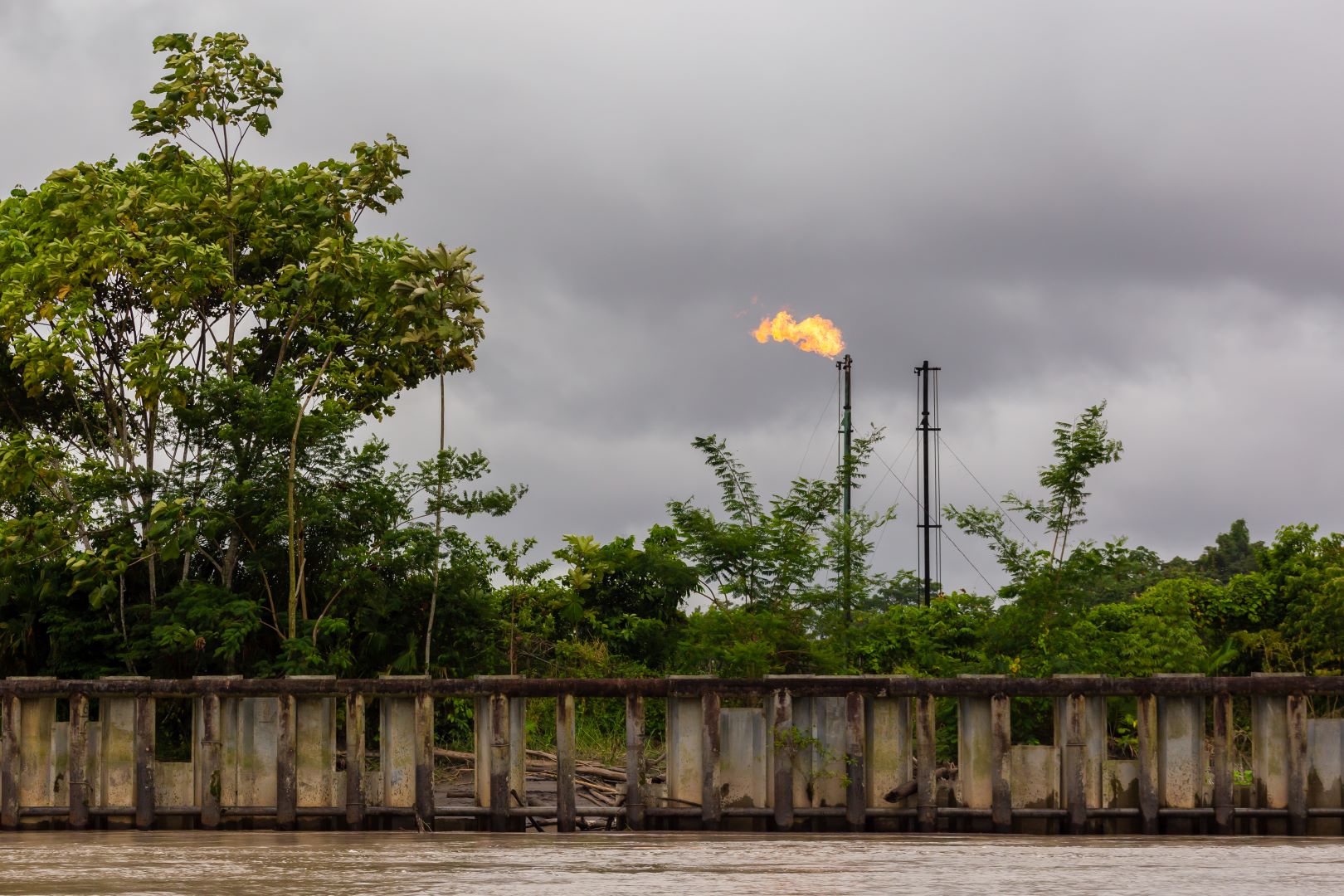 Photo of oil industry in the Amazon