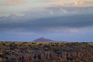 A photograph of the Somuncurá Plateau, a volcanic tabletop located in Argentinian Patagonia